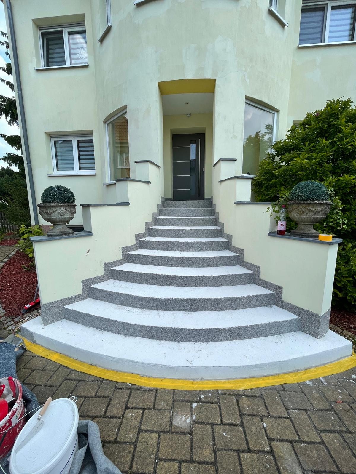 Rund um´s Haus Bild 2